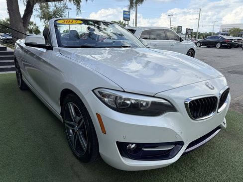 Used 2017 BMW 230i Convertible RWD image 3