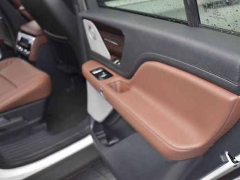 New 2025 Lincoln Aviator Reserve w/ Equipment Group 201A image 15