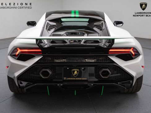 Used 2023 Lamborghini Huracan Tecnica image 14