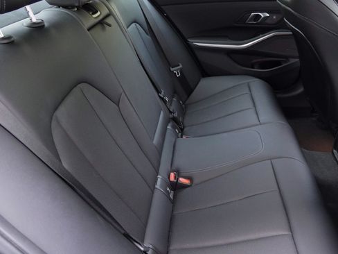 Used 2024 BMW 330i Sedan w/ M Sport Package RWD image 37