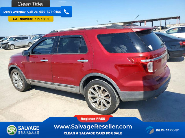 Used 2013 Ford Explorer XLT FWD image 3