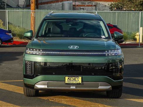 New 2026 Hyundai Ioniq 9 SEL image 2