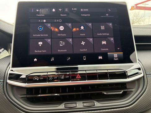 New 2026 Jeep Compass Latitude image 8