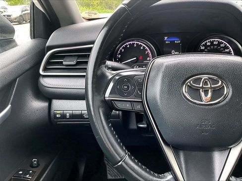 Used 2023 Toyota Camry SE FWD image 22