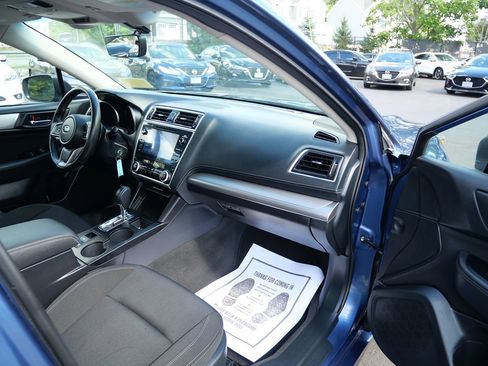 Used 2019 Subaru Legacy 2.5i Premium AWD/4WD image 17