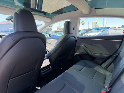 Used 2025 Tesla Model 3 Long Range RWD image 14