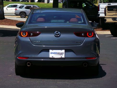 Used 2022 MAZDA MAZDA3 s FWD image 20