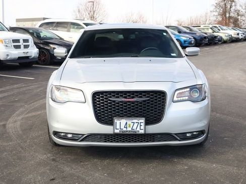 Used 2022 Chrysler 300 S image 2