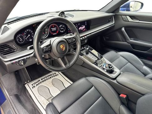 Used 2022 Porsche 911 Carrera RWD image 10