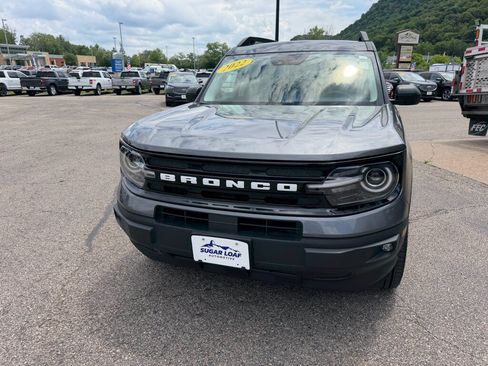 Used 2022 Ford Bronco Sport Outer Banks w/ Tech Package AWD/4WD image 2