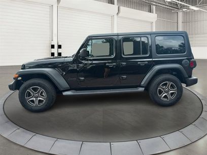 Used 2018 Jeep Wrangler Unlimited Sport S