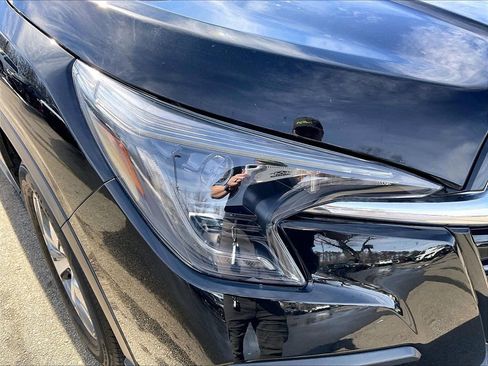 Used 2023 Subaru Ascent Premium w/ Convenience Package image 30