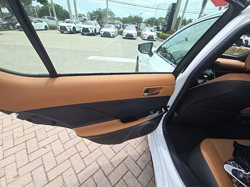 Used 2024 Lexus IS 350 F Sport RWD image 22