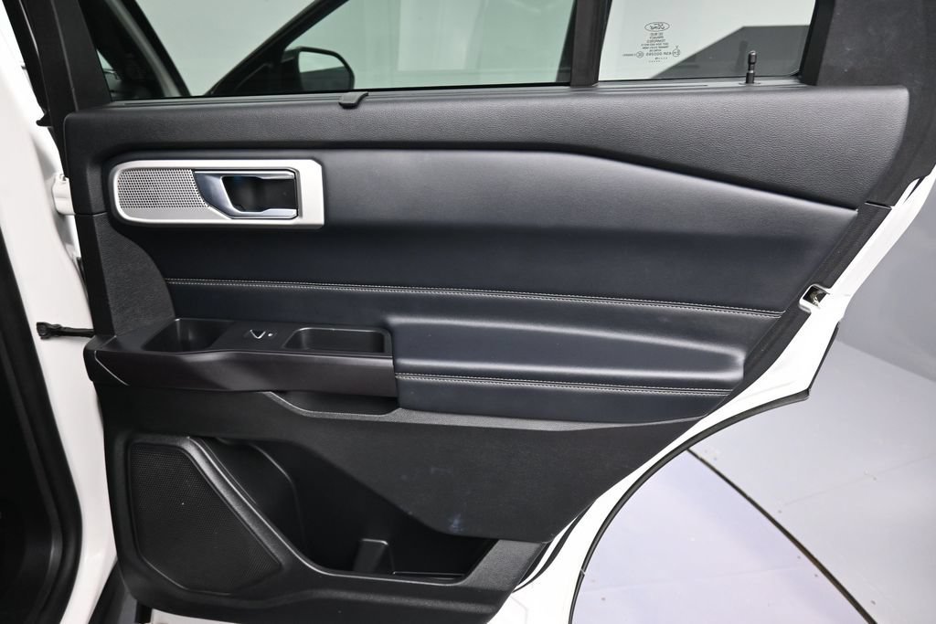 Used 2020 Ford Explorer Limited AWD/4WD image 21