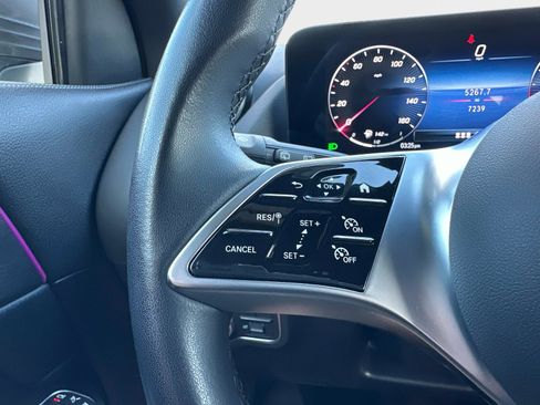 Certified 2025 Mercedes-Benz GLA 250 image 32