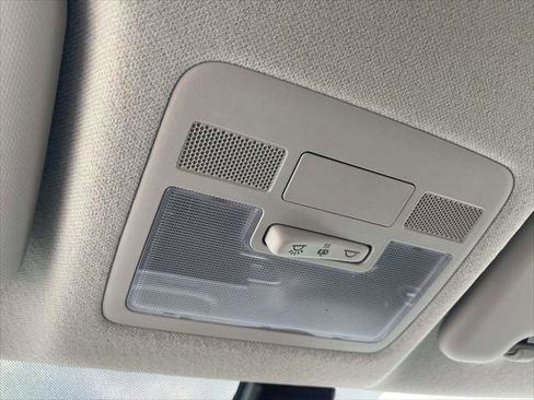 New 2026 Hyundai Venue SE image 13