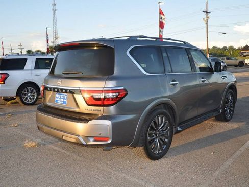 Used 2023 Nissan Armada Platinum w/ Captain's Chairs Package image 5