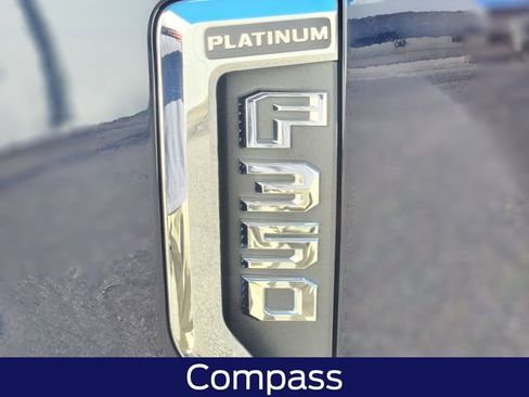 Certified 2022 Ford F350 Platinum image 19