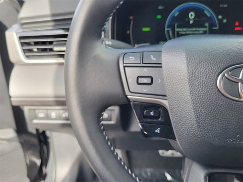 Used 2025 Toyota Camry XSE image 20