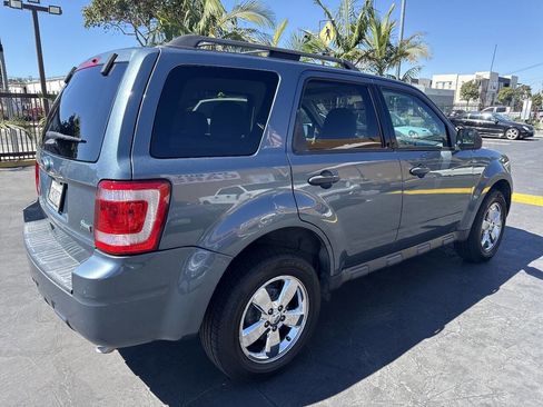 Used 2011 Ford Escape XLT w/ 203A Rapid Spec Order Code image 5