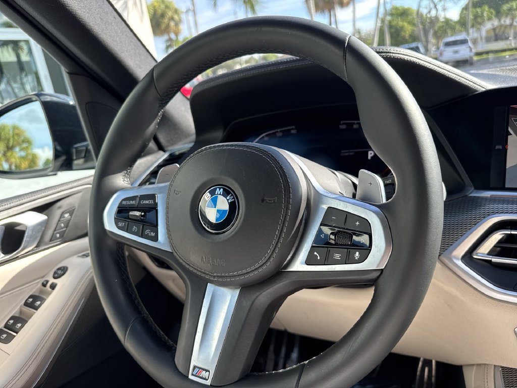 Used 2022 BMW X5 sDrive40i w/ M Sport Package RWD image 54