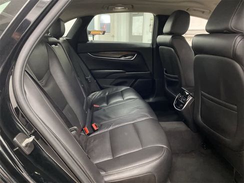 Used 2018 Cadillac XTS Luxury image 18