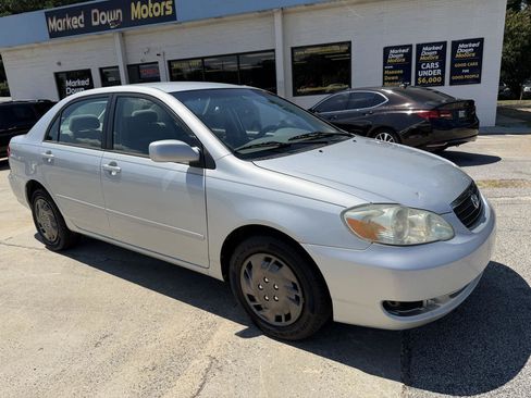 Used 2005 Toyota Corolla LE FWD image 4