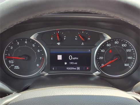 Used 2023 GMC Acadia AT4 w/ Preferred Package image 34