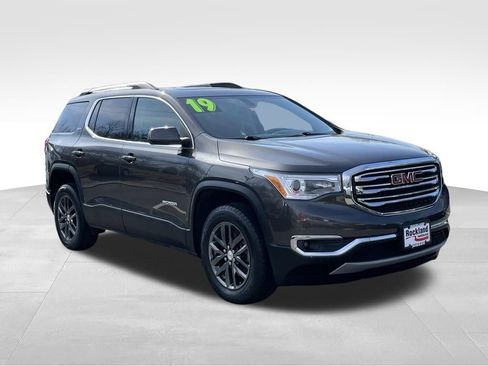 Used 2019 GMC Acadia SLT w/ LPO, Floor Liner Package image 3