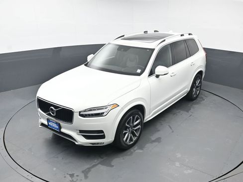 Used 2019 Volvo XC90 T5 Momentum image 39
