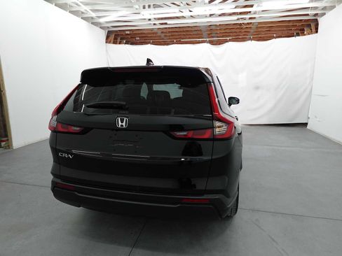 Certified 2025 Honda CR-V EX image 5