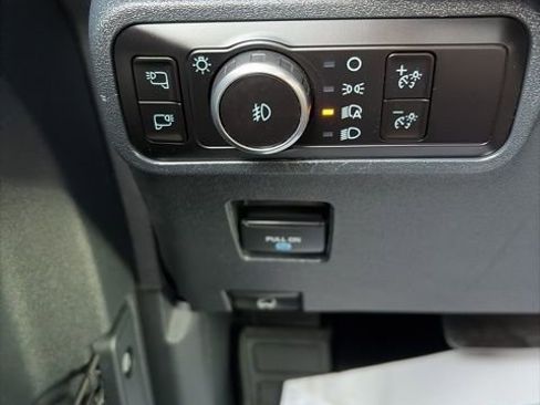 Used 2023 Ford Bronco Wildtrak image 31