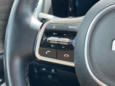 Used 2023 Kia Sorento SX Prestige image 34