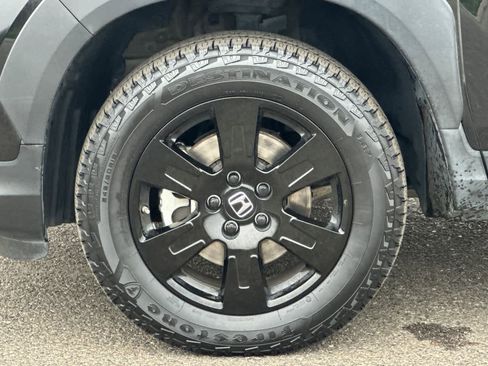 Certified 2022 Honda Pilot TrailSport image 32