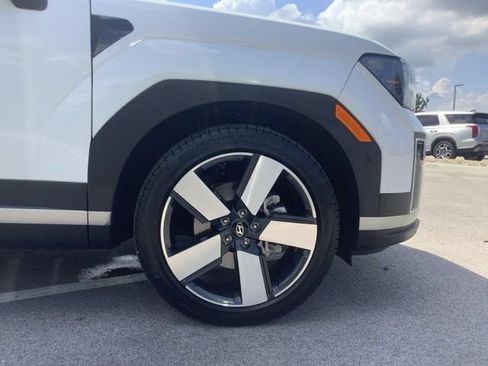 Certified 2025 Hyundai Santa Fe Limited AWD/4WD image 43