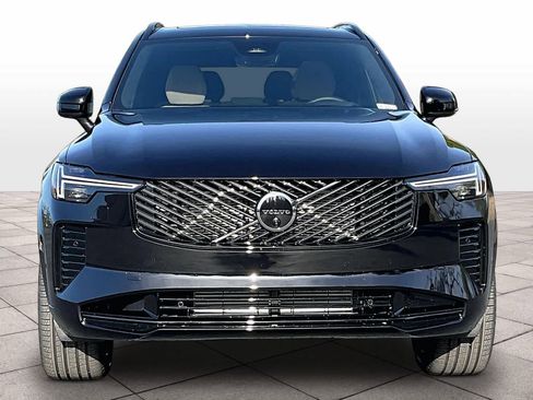 New 2026 Volvo XC90 T8 Ultra w/ Lounge Package image 5