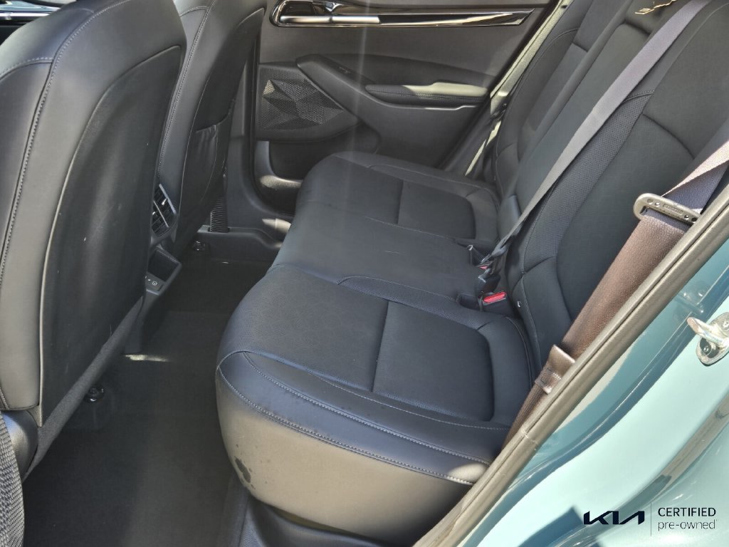 Certified 2024 Kia Seltos EX AWD/4WD image 11