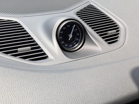 New 2026 Porsche Cayenne Coupe AWD/4WD image 22