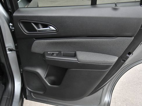 Used 2024 Honda Prologue EX image 42