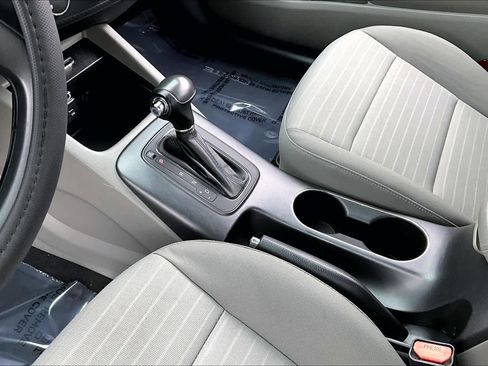 Used 2014 Kia Forte EX image 16