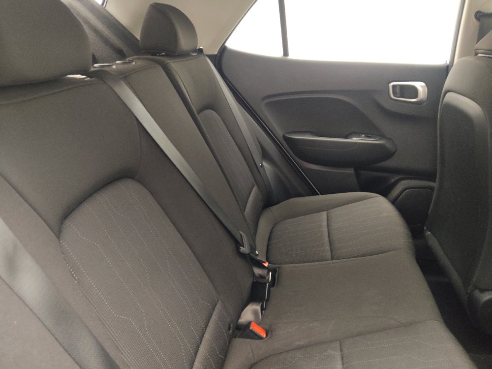 Used 2022 Hyundai Venue SE w/ Cargo Package FWD image 19