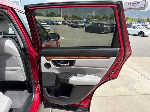Used 2022 Honda CR-V Touring image 32