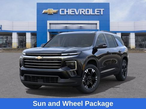 New 2027 Chevrolet Traverse LT w/ Sun and Wheel Package AWD/4WD image 7