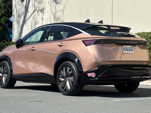 Used 2023 Nissan Ariya FWD image 6