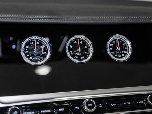 New 2026 Bentley Continental GTC AWD/4WD image 32