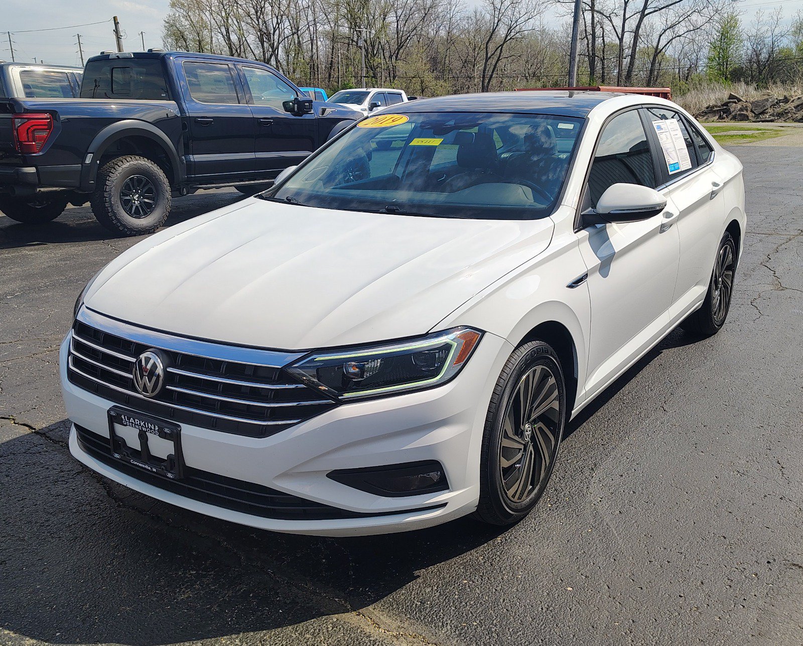 Used 2019 Volkswagen Jetta SEL Premium FWD image 1