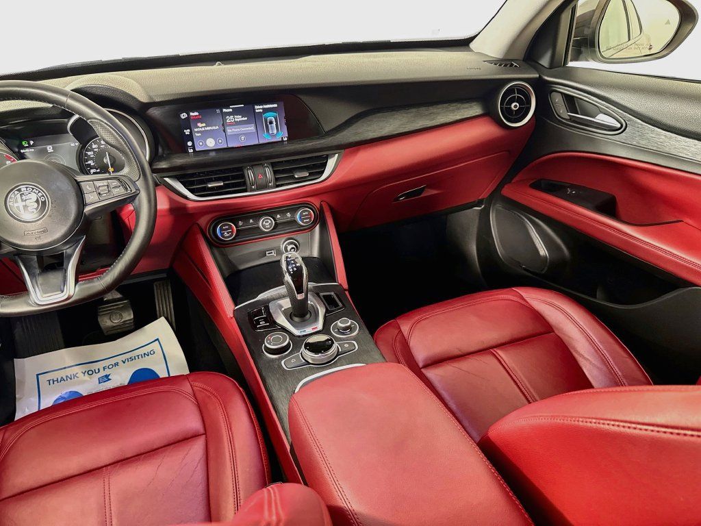 Used 2020 Alfa Romeo Stelvio AWD w/ Nero Edizione image 28