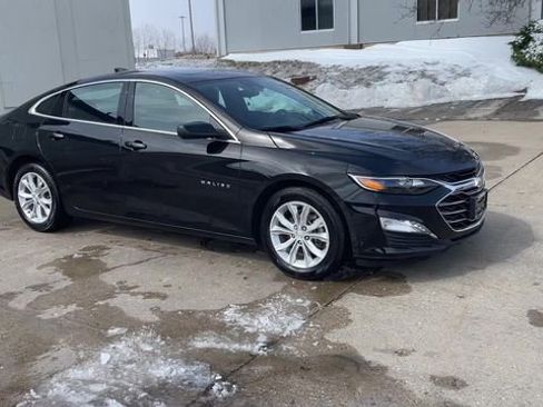 Used 2024 Chevrolet Malibu LT image 2