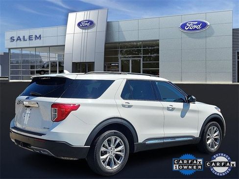 Certified 2022 Ford Explorer XLT w/ Equipment Group 202A image 3