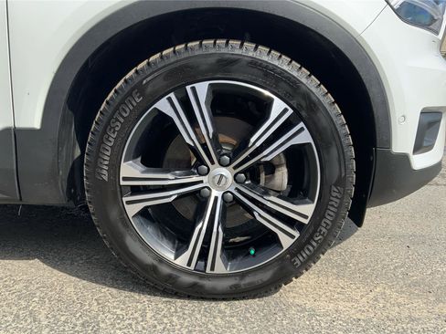 Used 2020 Volvo XC40 T5 Inscription image 25